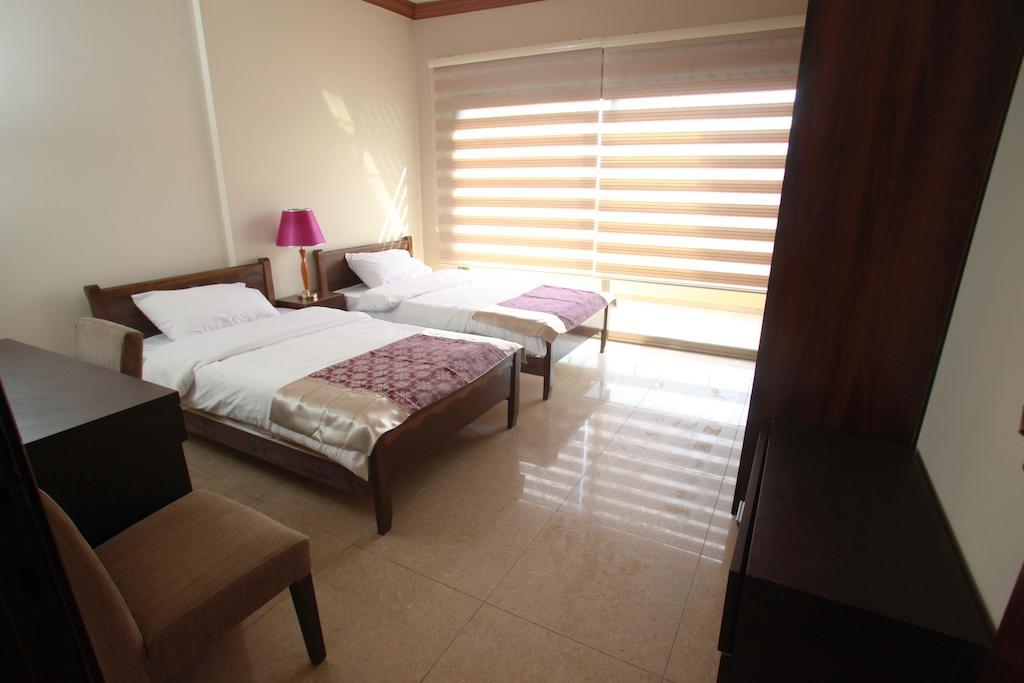 Silver Apartments Beiroet Kamer foto